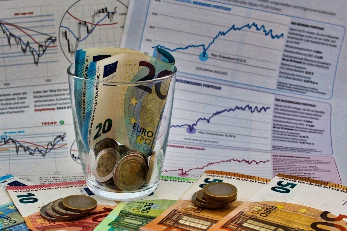 Umfassender Marktbericht zum Immobilienmarkt in Greifswald: Angebotslage, Nachfragesegmente, Lagequalitäten und Stadtentwicklung – ergänzt um Kennziffern und offizielle Marktberichte.